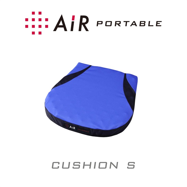 「西川」〈Air　PORTABLE〉「エアーポータブル」クッション/S【カラー：ブルー】